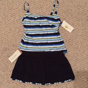 NWT captive swimsuit tankini size medium
